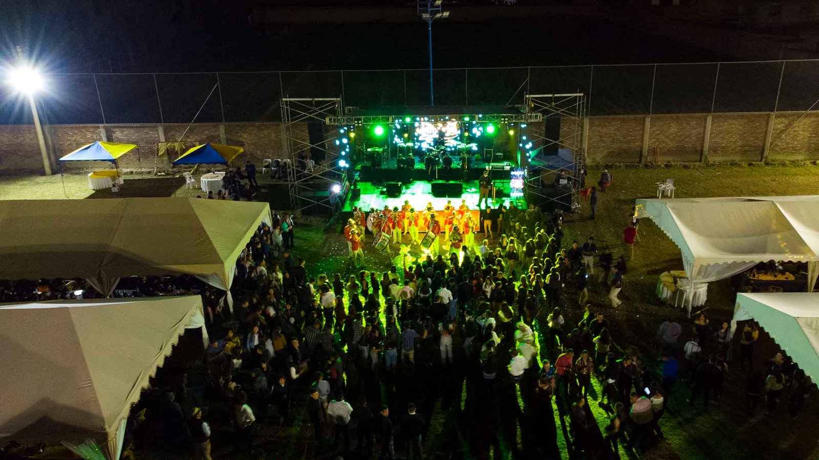 eventos empresariales azul azul
